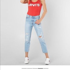 Best Kept Secret levi’s